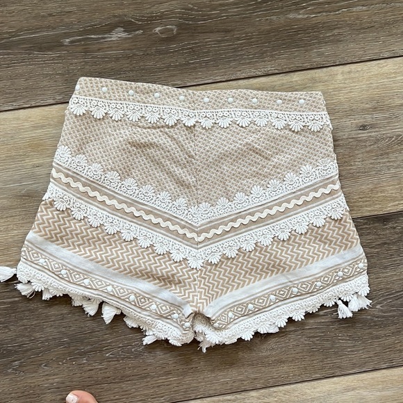 Dodo bar or white and cream moav tassel shorts - Picture 4 of 7
